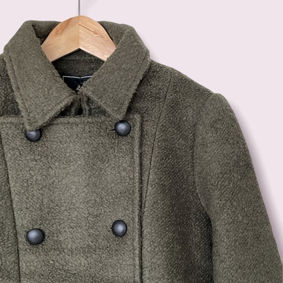 Short Jacket and Skirt set - Picture 4 of 16